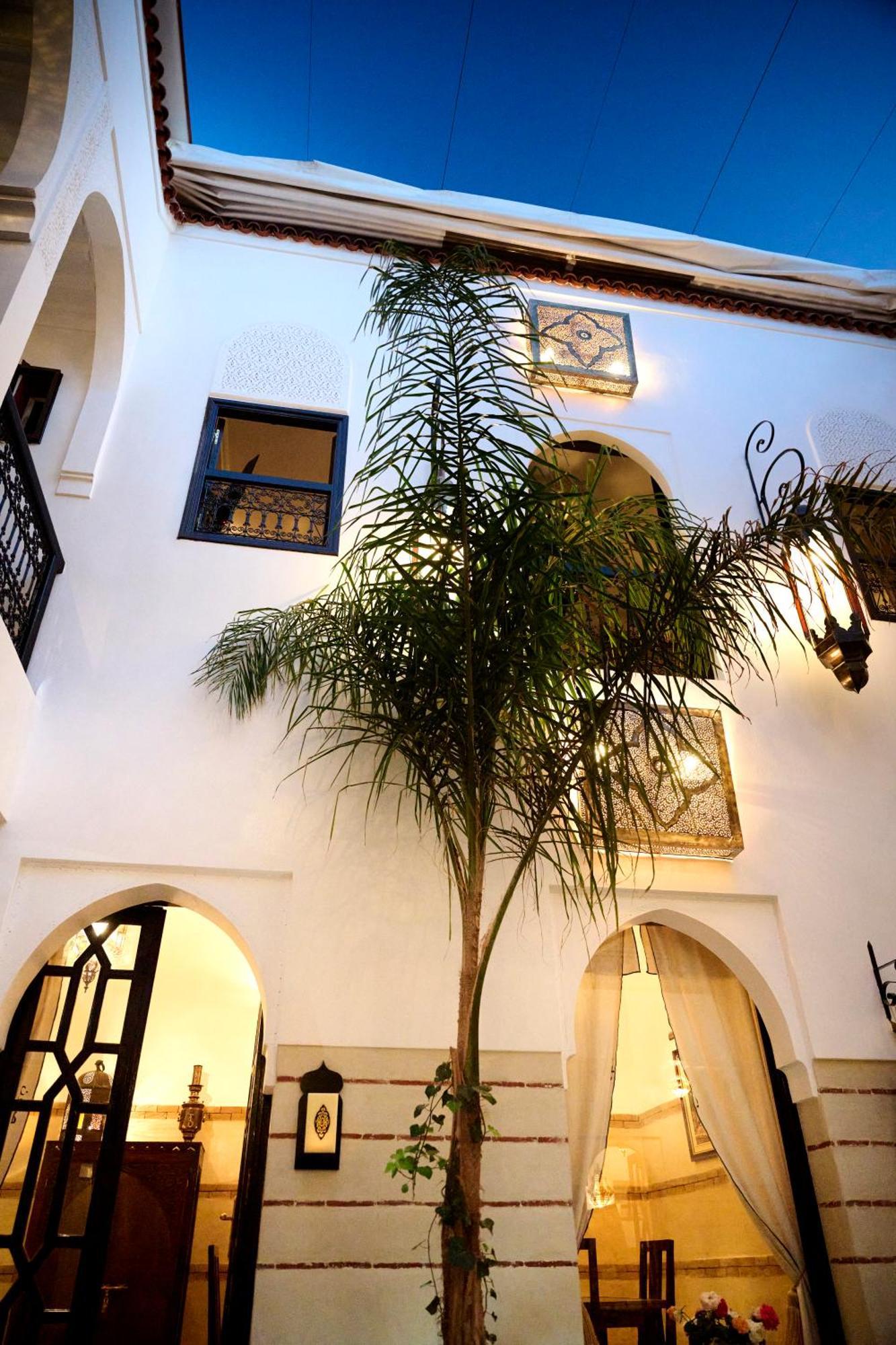 Riad Dar Amanza En Exclusivite Avec 4 Chambres Au Coeur De La Medina 마라케시 외부 사진